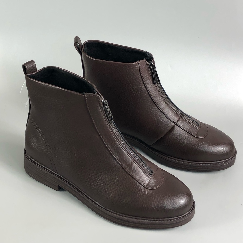 AEROSOLES Palmera Women’s Dark Brown Front-Zip Leather Ankle Booties Size 6
